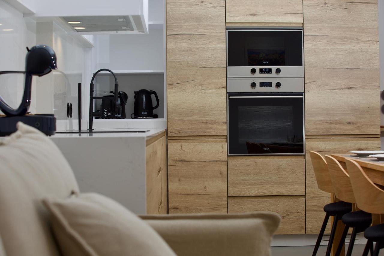 Suite 101 - 2 Bedroom Suite At Amando Perez Suites Ribadeo Zewnętrze zdjęcie